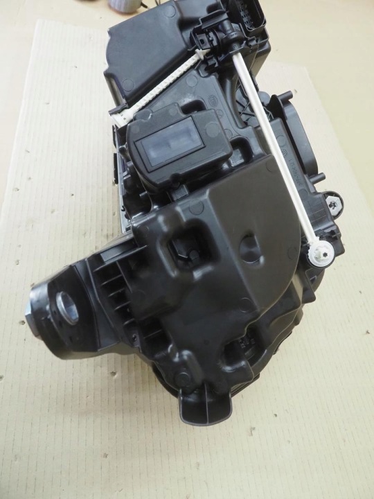 MERCEDES W213 PHARE AVANT GAUCHE LED HIGH PERFORMANCE NEUF