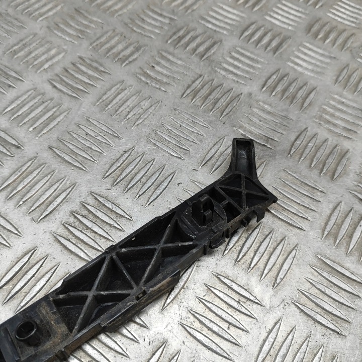 TOYOTA PRIUS BERLINE COMPACTE _W2_ GAUCHE SUPPORT ARRIÈRE PARE-CHOCS 2008 52576-47011
