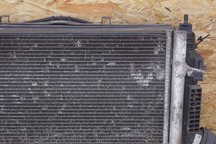 OPEL ASTRA J VENTILATEUR RADIATEURS (D745)