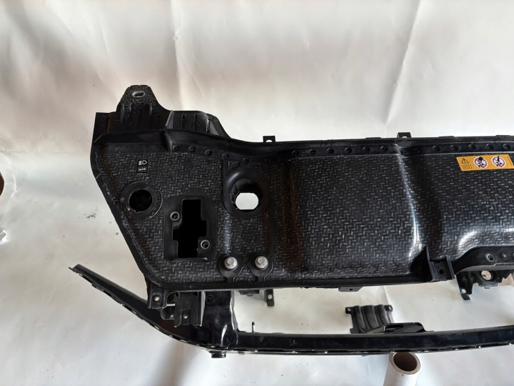 MERCEDES GLS GLE W167 POUTRE RENFORCEMENT AVANT A1676262700 A1676206601