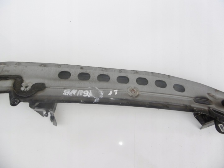 SUPPORT GARDE-BOUE GAUCHE AVANT PORSCHE CAYENNE 7L