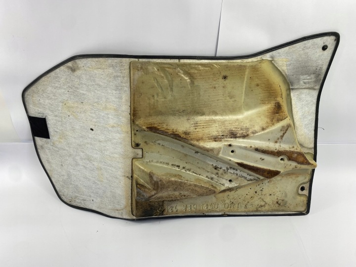 TAPIS REVÊTEMENT DROIT AVANT MERCEDES W124 BERLINE COUPÉ UNIVERSEL 1246801840