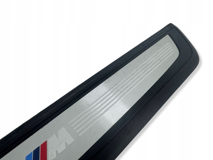 REVÊTEMENT SEUIL PORTES AVANT GAUCHE CÔTÉ BMW 7 F01 F02 F03 F04 8046135