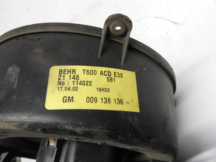 OPEL ZAFIRA A 02 VENTILATEUR VENTILATEUR CONDUIT D'AIR 009138139