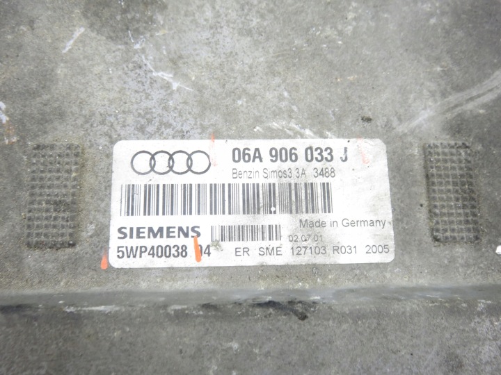 CONTRÔLEUR AUDI A3 8L 1.6 06A906033J 5WP40038