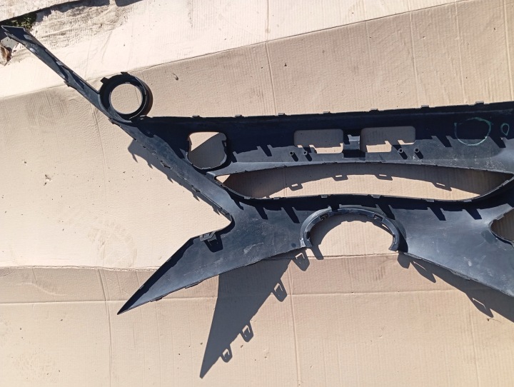 TOYOTA AYGO II 14- CALANDRE GRILLE PARE-CHOCS AVANT AVANT CARBONE GRILLE