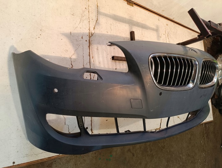 PARE-CHOCS BMW F10 F11 10-13ROK AVANT NR N306 NEUF CALANDRE