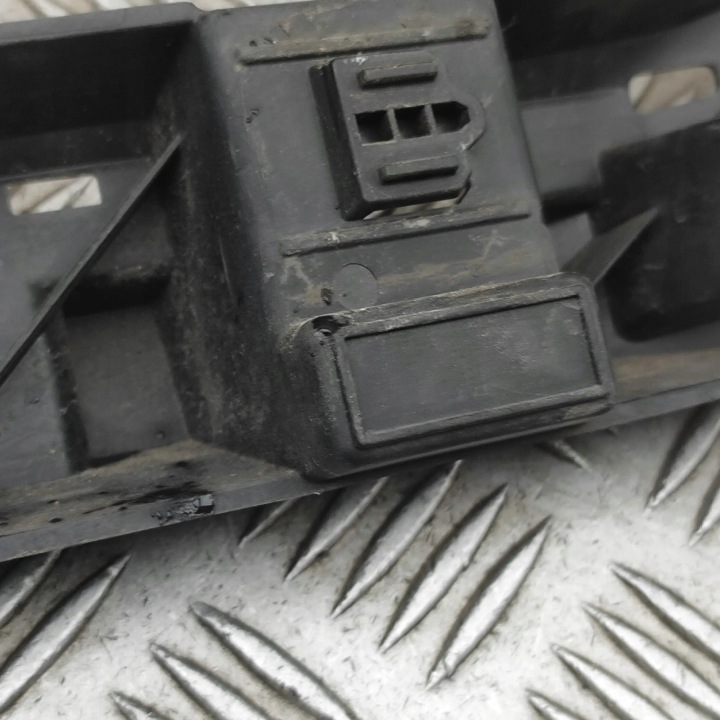 AVANT DROIT FIXATION SEUIL VOLVO V60 II (225, 227) 31448921 34274394
