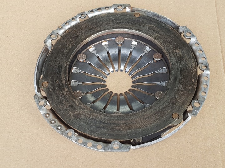 EMBRAYAGE COMPLET RIGIDE 1.2 TSI TFSI CBZ CBZA CBZB CBZC FONCTIONNELLES