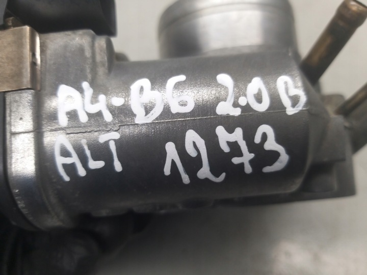 PAPILLON DES GAZ AIR 2.0 ALT 20V PASSAT B5 A4 B6 130KM 06B133062H