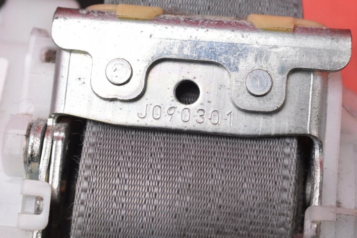 CEINTURE DE SÉCURITÉ GAUCHE AVANT TENDEUR EUROPE 7S2070-P TOYOTA PRIUS III XW30