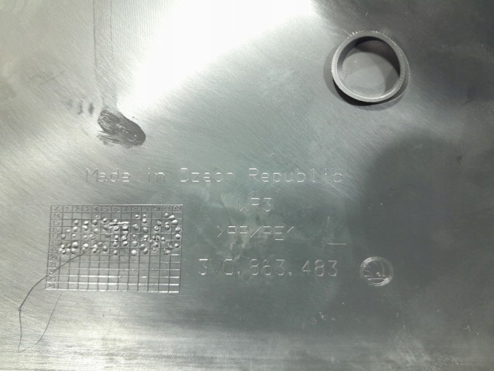 SKODA SUPERB III UNIVERSEL ENSEMBLE PROTECTIONS LATÉRALES CÔTÉ GAUCHE 3V0853371A