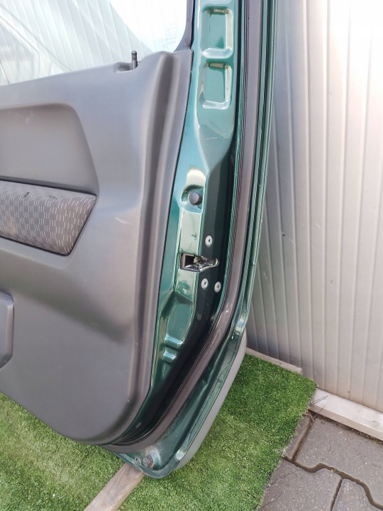 PORTES DROIT SUZUKI JIMNY III 2005 LAK: Z2T PREM/KARO