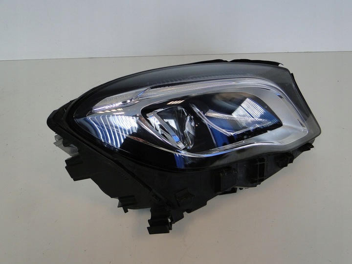 MERCEDES GLA 156 X156 FARO DERECHA COMPLETO DIODO LUMINOSO LED RESTYLING 