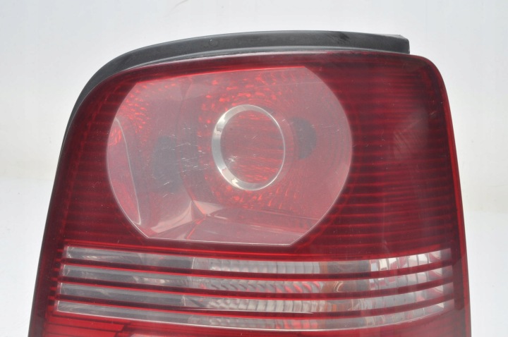 VOLKSWAGEN TOURAN I PHARE DROITE ARRIÈRE DROIT ARRIÈRE 1T0945096J