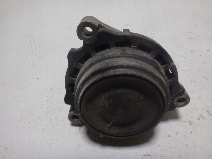 COUSSIN MOTEUR DROITE BMW F20 F30 F32 F25 F26 N20 B48 N47 B46