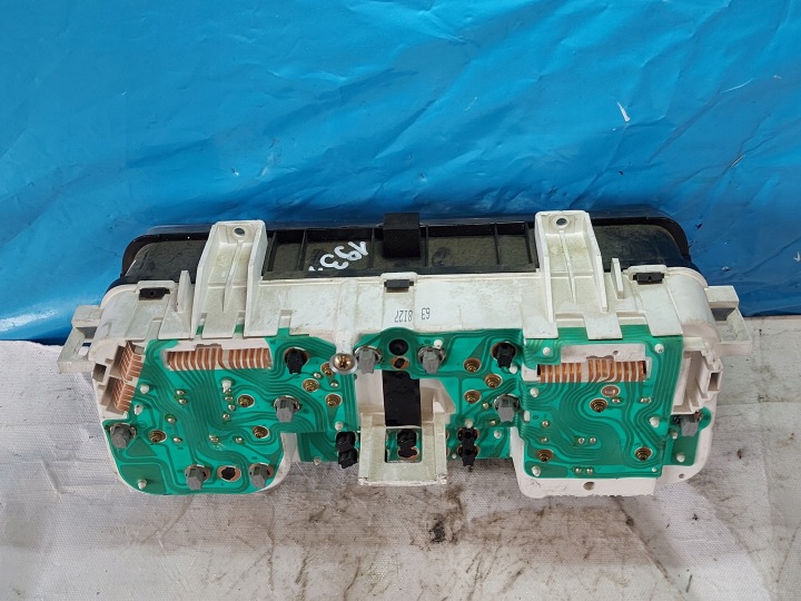 COMPTEUR COMPTEUR MITSUBISHI GALLOPER 2.5 TD 638127