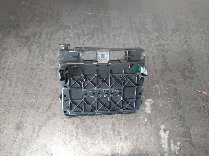MODULE CONTRÔLEUR CONFORT PEUGEOT 9643498780 9643498780-00