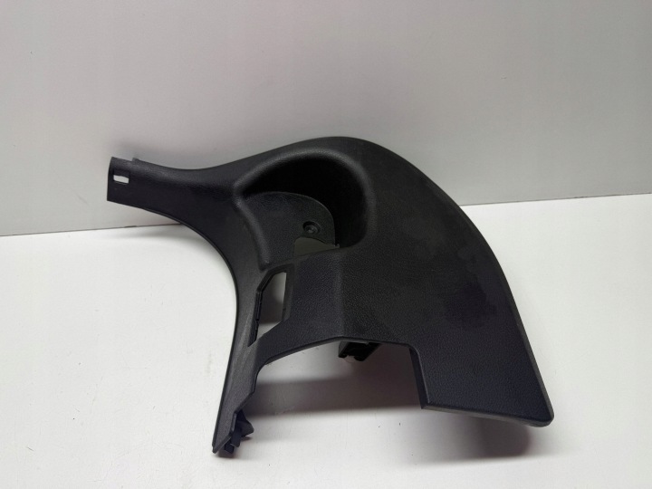 BMW 2 F46 MOULURE SEUIL AVANT
