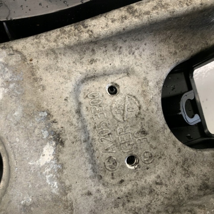ROTULE DE DIRECTION GAUCHE ARRIÈRE 5X BRAS DE SUSPENSION DEMI-ARBRE MERCEDES E-KLASA W213 E430 43 AMG 17R