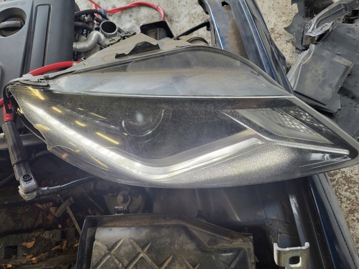 PHARE LED BI-XENON XÉNON DROIT AVANT SEAT EXEO LIFT 11-13 3R1941008F EUROPE