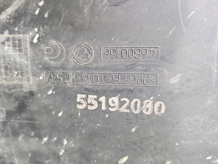CHÂSSIS FILTRE AIR FIAT PANDA II 46800166 1.1 WIEL