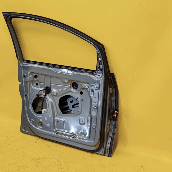 PORTES GAUCHE AVANT GAUCHE AVANT VW GOLF V PLUS 5D HAYON LAK: LA7T NR1939