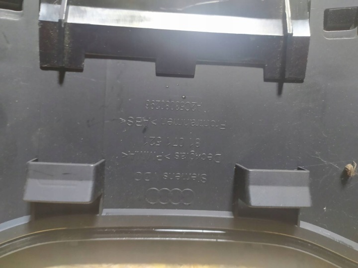 COMPTEUR COMPTEUR 8P0920930J AUDI A3 8P 1.6B
