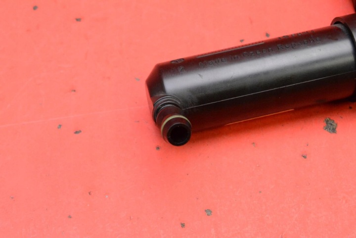 LAVE-GLACE PHARES GAUCHE 30699012 VOLVO S40 V40 2 II 04-07