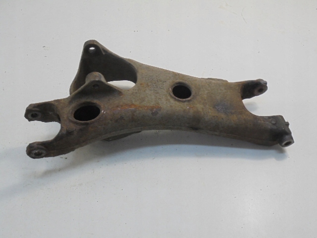 VOLVO XC90 I 1 TYPE C BRAS DE SUSPENSION INFÉRIEUR ARRIÈRE DROIT 8666346