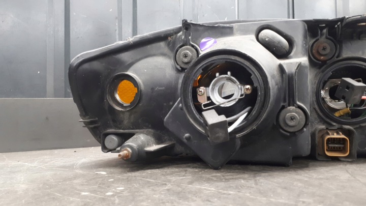 921012CXXX PROJECTEUR GAUCHE HYUNDAI COUPÉ II HMC