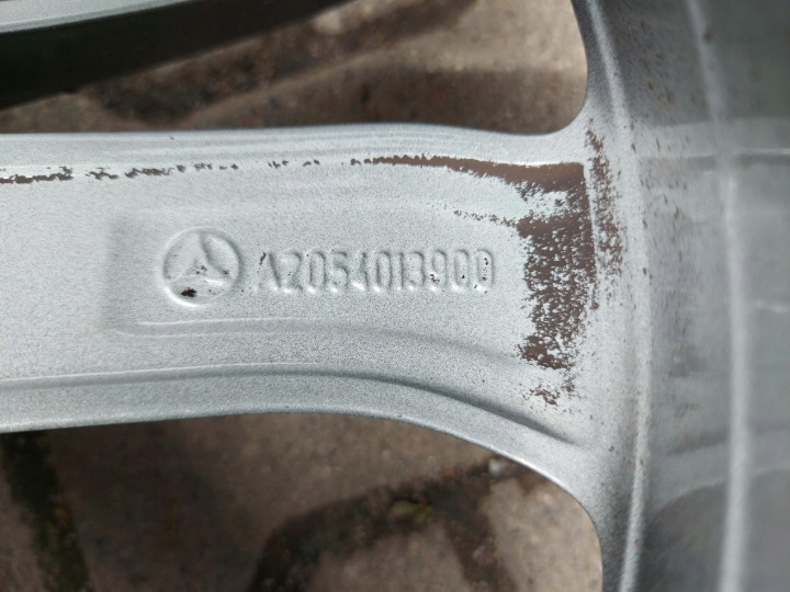 MERCEDES W205 C300E JANTE ALUMINIUM 17' A2054013900 PIÈCE
