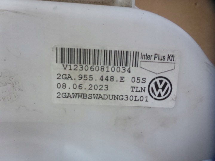 VW T-ROC RÉSERVOIR LAVE-GLACES 2GA955448E ORIGINAL