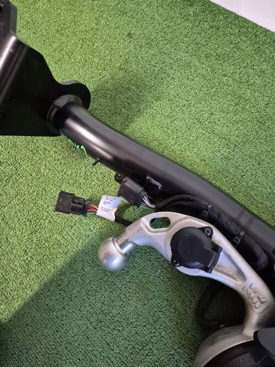 BMW 2 U06 CROCHET ATTELAGE ÉLECTRIQUE 5A5FF05-02 5A5FF05
