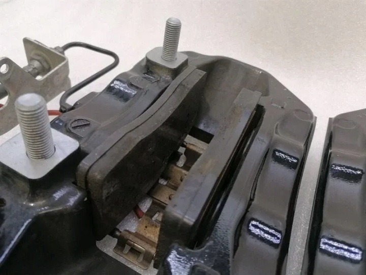 FERRARI GTC4 LUSSO T 3.9 V8 F151M BRAKE CALIPER 336044 REAR SET