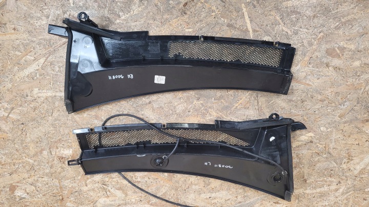 PEUGEOT 3008 II DOUBLURE DE PASSAGE DE ROUE PROTECTION SUPÉRIEUR RH/LH