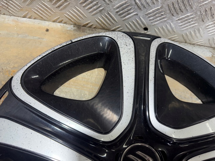 CITROEN C3 AIRCROSS LIFT CHAPEAU ENJOLIVEURS 16'' 16 ÉTRIERS 9813687477 SUR PIÈCES