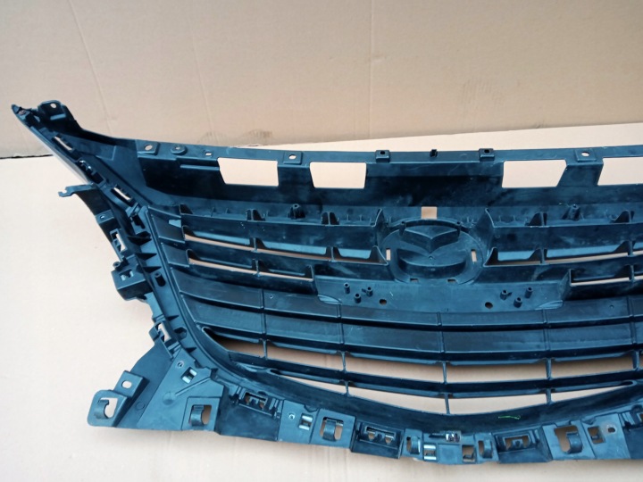 MAZDA 3 BM GRILLE CALANDRE 2013-17R