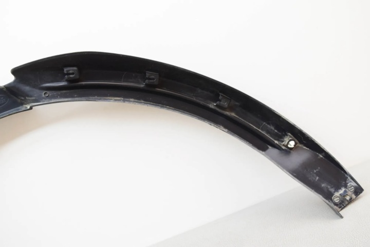 LAND ROVER OE BJ32-290E23-AH MOULURE GARDE-BOUE