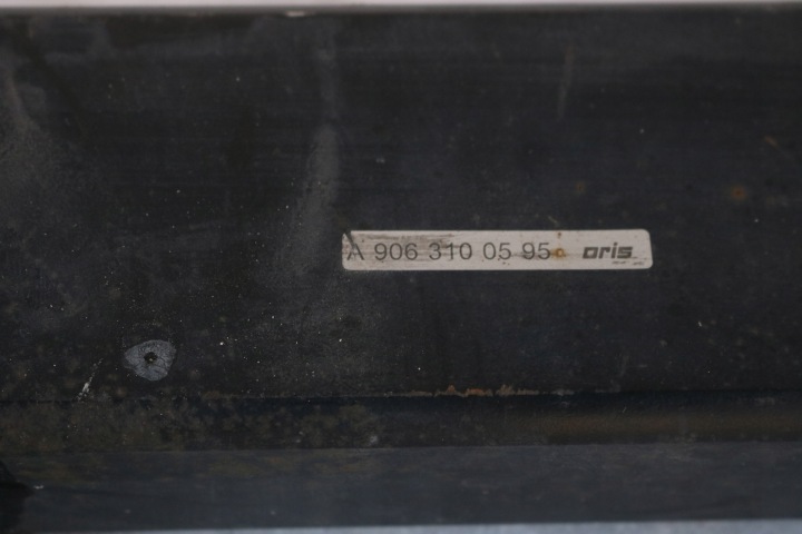 MERCEDES SPRINTER W906 CROCHET ATTELAGE A9063100595