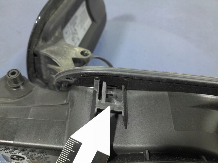 AUDI A5 II F5 SPORTBACK 5D CLAPET GOULOTTE DE REMPLISSAGE CARBURANTS LY9T 8W8809906A