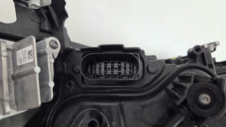 PHARE AVANT AVANT GAUCHE VW GOLF VIII 2019R.- 5H1941059 COMPLET LED IQ LIGHT