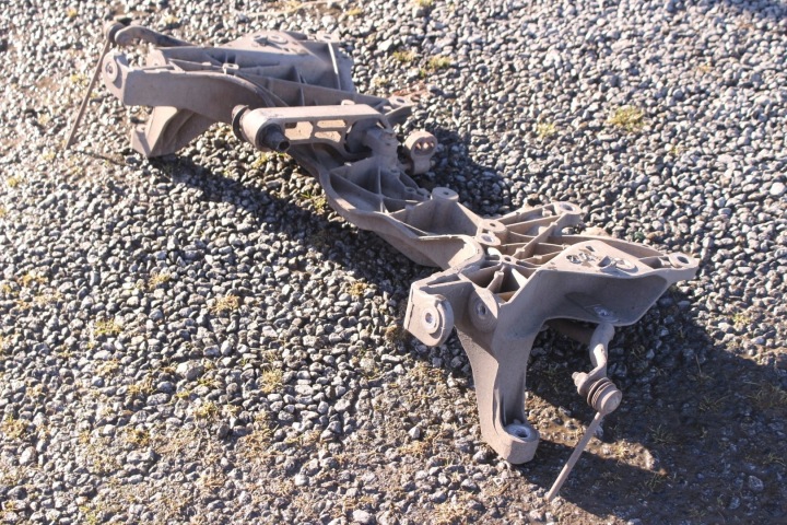 NEMO QUBO BIPPER POUTRE SUSPENSIONS BERCEAU CHÂSSIS MOTEUR 51749128