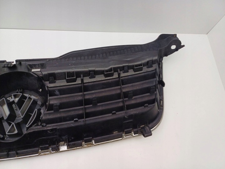 GRILLE CALANDRE VW PASSAT B5 RESTYLAGE UNIVERSEL 3B0853651L 3B0853562 NR138