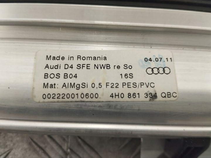 AUDI A8 S8 D4 4H 2012 STORE ÉLECTRIQUE PARE-SOLEIL ARRIÈRE VITRES
