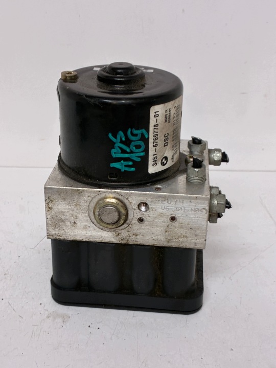 BMW 1 E87 6769778 POMPE CONTRÔLEUR ABS