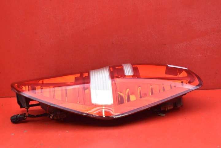 PHARE DROITE ARRIÈRE ARRIÈRE HYUNDAI H1 2 II I800 07-20
