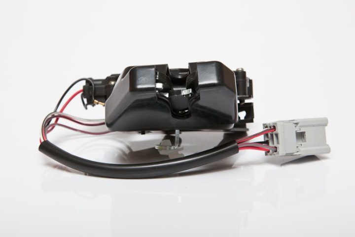 SERVOMOTEUR BOUCHONS GOULOTTE DE REMPLISSAGE CARBURANTS VW TOUAREG 2010- POLO 2017- T-ROC 2017-