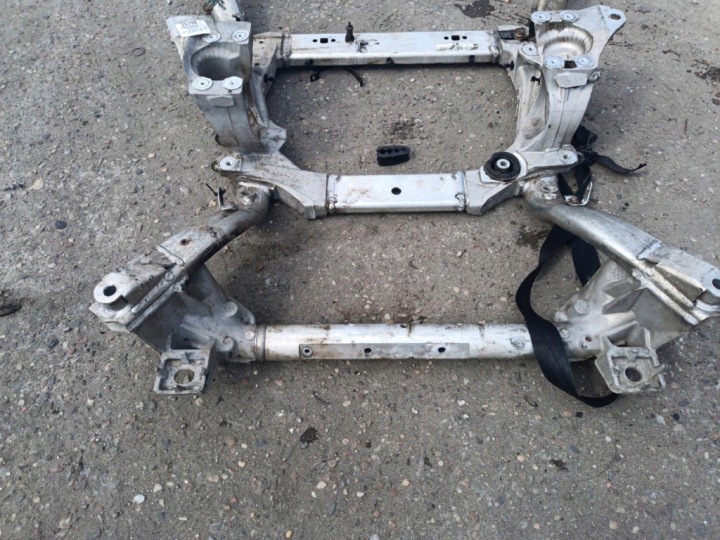 LAND ROVER RANGE ROVER SPORT L494 4.4D CHÂSSIS AVANT CPLA-5C145-AN