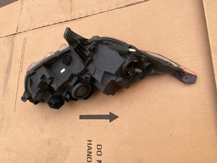 FORD TRANSIT CONNECT TOURNEO II MK2 LIFT 18- PHARE GAUCHE ORDINAIRE